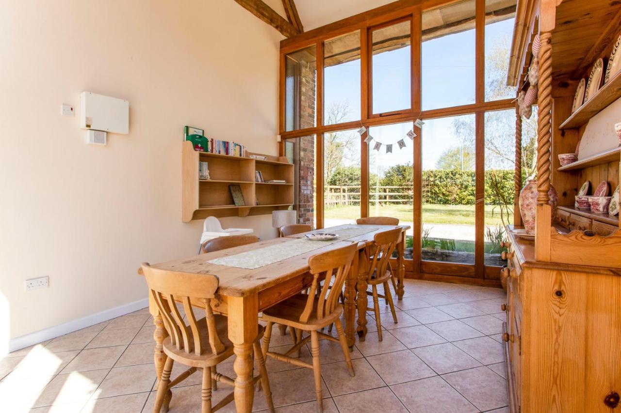 Bridge Farm Holiday Cottages Honeybourne Dış mekan fotoğraf
