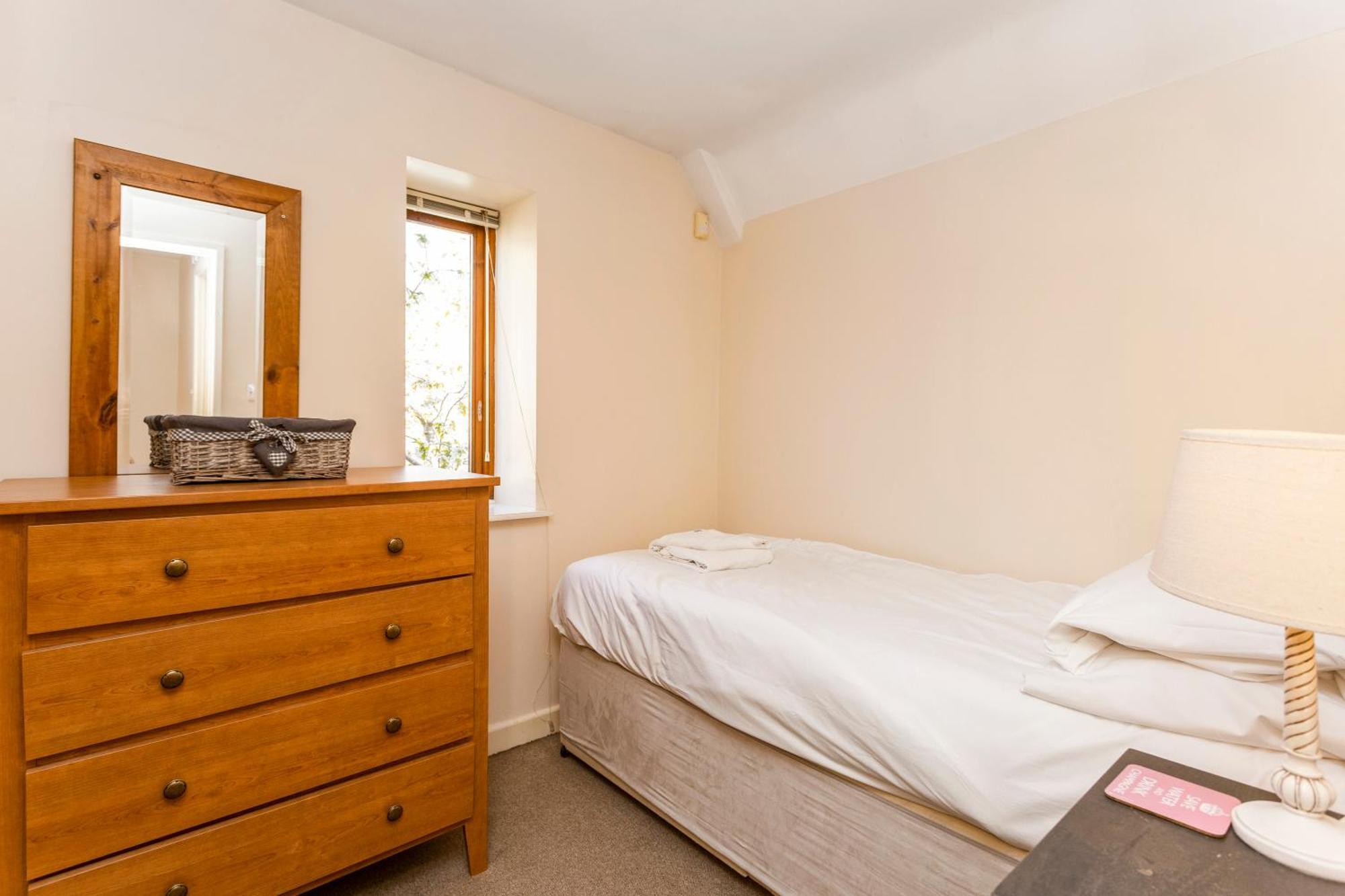 Bridge Farm Holiday Cottages Honeybourne Oda fotoğraf