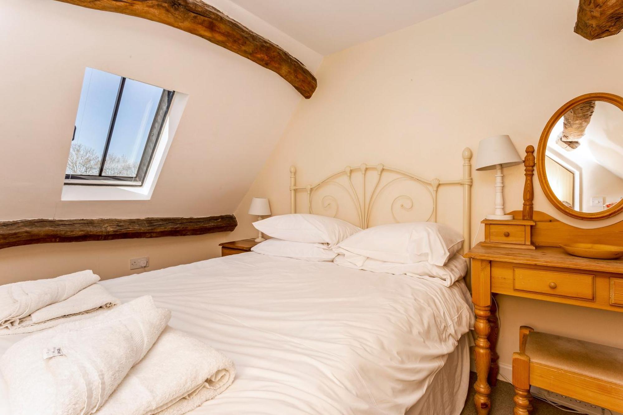 Bridge Farm Holiday Cottages Honeybourne Oda fotoğraf