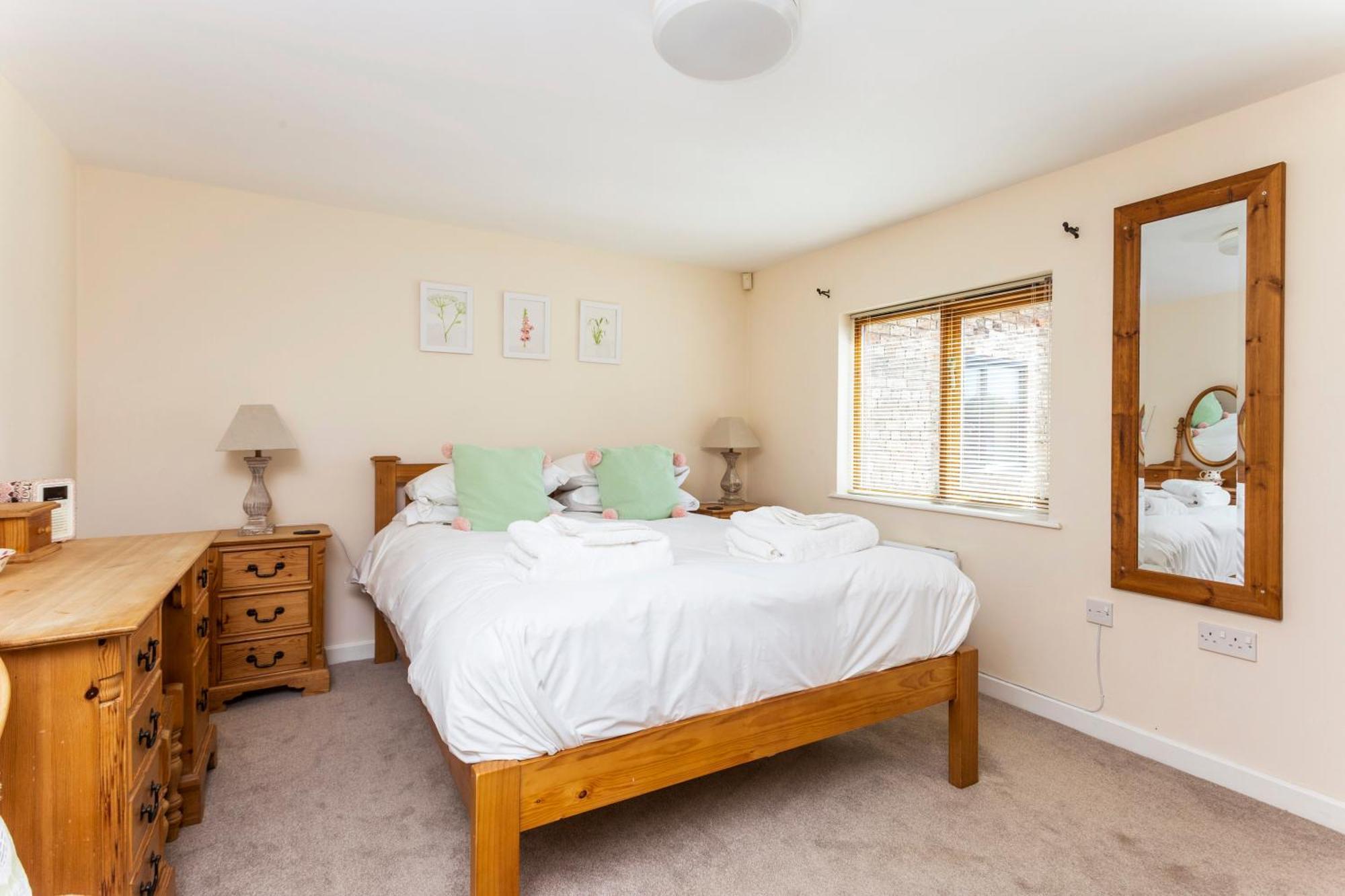 Bridge Farm Holiday Cottages Honeybourne Oda fotoğraf