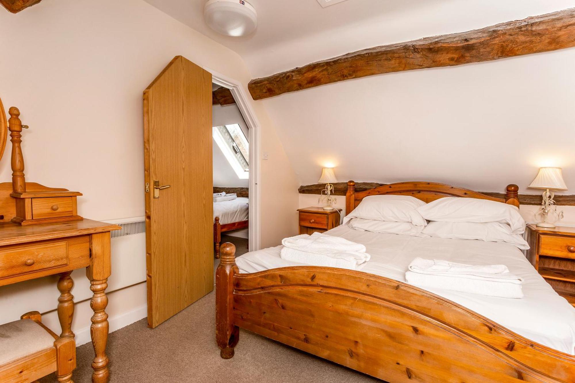 Bridge Farm Holiday Cottages Honeybourne Oda fotoğraf